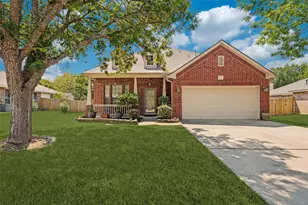 5943 Waterford Dr, Grand Prairie, TX 75052 - Photo 1