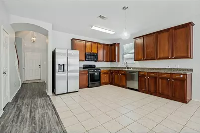 5943 Waterford Drive, Grand Prairie, TX 75052 - Photo 4