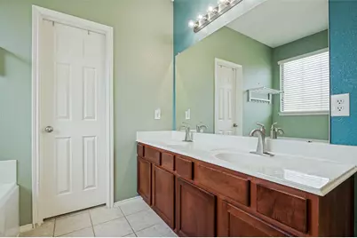 5943 Waterford Drive, Grand Prairie, TX 75052 - Photo 10