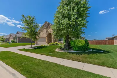 500 Smart Strike Trail, Granbury, TX 76049 - Photo 4