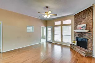 [Address not provided], Denton, TX 76209 - Photo 6