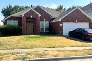 2415 Rio Grande Dr, Grand Prairie, TX 75052 - Photo 1