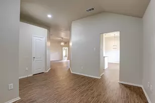 1125 Rio Bravo Dr, DeSoto, TX 75115 - Photo 8