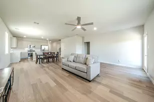 2230 Willowbank Dr, Forney, TX 75126 - Photo 2