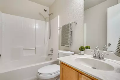 549 Bretts Way, Burleson, TX 76028 - Photo 32