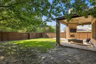 8523 Lakemont Dr, Dallas, TX 75209 - Photo 38