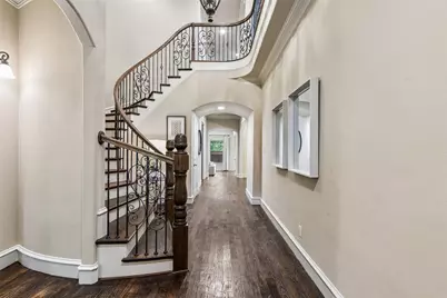 8523 Lakemont Drive, Dallas, TX 75209 - Photo 36