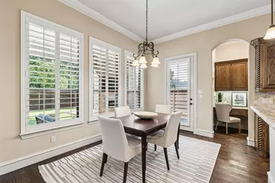 8523 Lakemont Drive, Dallas, TX 75209 - Photo 8