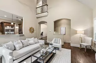 8523 Lakemont Dr, Dallas, TX 75209 - Photo 14