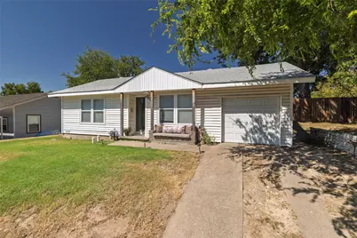 1209 Grace Street, Weatherford, TX 76086 - Photo 2
