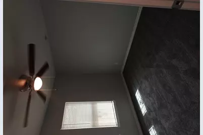 3823 Jamaica, Dallas, TX 75210 - Photo 8