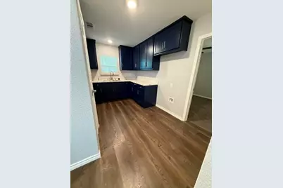 3823 Jamaica, Dallas, TX 75210 - Photo 10