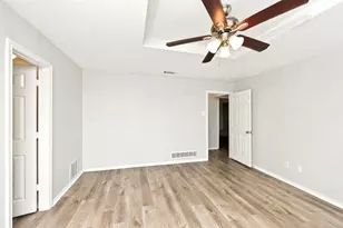 422 Ash Ln, Lancaster, TX 75146 - Photo 10