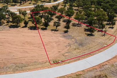 2312 E Landings S, Granbury, TX 76049 - Photo 2