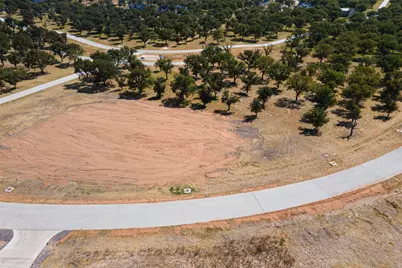 2312 E Landings S, Granbury, TX 76049 - Photo 10
