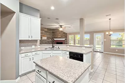 1105 Sunland Court, Mansfield, TX 76063 - Photo 20
