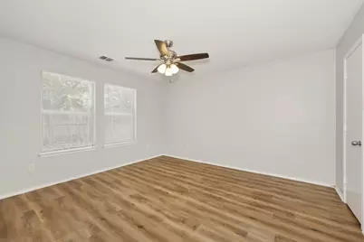 [Address not provided], Dallas, TX 75233 - Photo 8