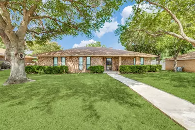 435 Cambridge Drive, DeSoto, TX 75115 - Photo 1