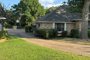 1430 Marlene Pl, DeSoto, TX 75115 - Photo 2