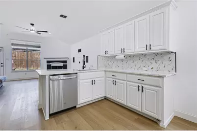 10013 Daly Drive, Hurst, TX 76053 - Photo 6
