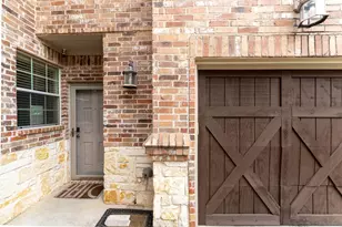 2959 Barcelona Trl, Grand Prairie, TX 75052 - Photo 2