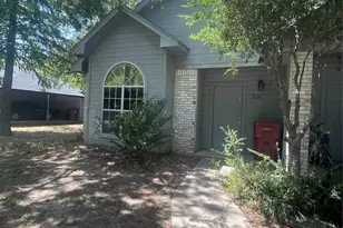 302-308 N Mill St, Savoy, TX 75479 - Photo 4