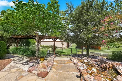 9229 Hub Clark Road, Pilot Point, TX 76258 - Photo 26
