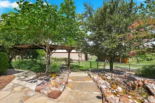 9229 Hub Clark Rd, Pilot Point, TX 76258 - Photo 26