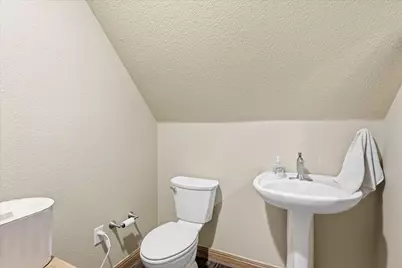 9229 Hub Clark Road, Pilot Point, TX 76258 - Photo 24