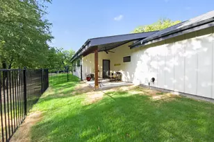 802 Stevens St, Bridgeport, TX 76426 - Photo 8