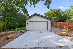 802 Stevens St, Bridgeport, TX 76426 - Photo 10