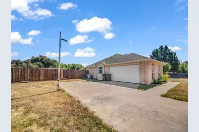 116 Butternut Court, Weatherford, TX 76088 - Photo 22