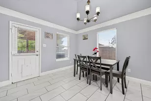3350 Choir St, Dallas, TX 75237 - Photo 8