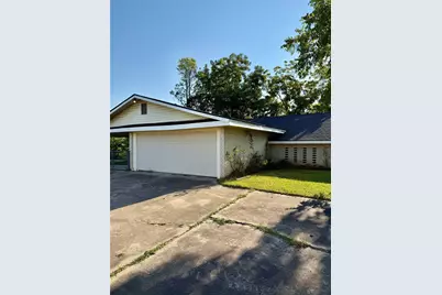 701 W 9th Street, Clarksville, TX 75426 - Photo 2