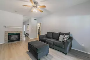 3212 Donnelly Cir, Fort Worth, TX 76107 - Photo 12