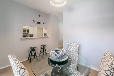 3212 Donnelly Circle #501, Fort Worth, TX 76107 - Photo 6