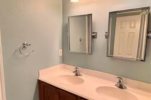 7585 Ravenhill Dr, Frisco, TX 75035 - Photo 32