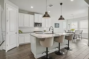 5621 Salt Springs Dr, Fort Worth, TX 76179 - Photo 14