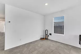 7721 Skier Dr, McKinney, TX 75071 - Photo 10