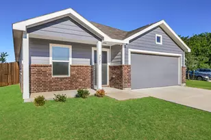 7721 Skier Dr, McKinney, TX 75071 - Photo 2