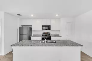 7721 Skier Dr, McKinney, TX 75071 - Photo 6