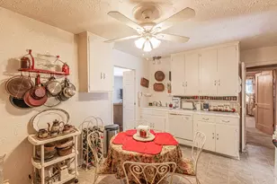 3723 Texas Dr, Dallas, TX 75211 - Photo 10