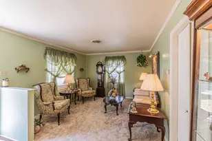3723 Texas Dr, Dallas, TX 75211 - Photo 6