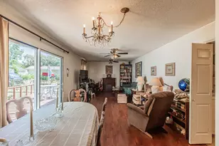 3723 Texas Dr, Dallas, TX 75211 - Photo 12