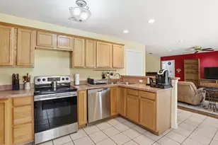 921 Calder St, Howe, TX 75459 - Photo 12