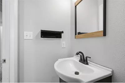 1319 Lansford Avenue, Dallas, TX 75224 - Photo 20