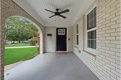 1319 Lansford Avenue, Dallas, TX 75224 - Photo 2
