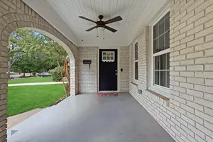 1319 Lansford Ave, Dallas, TX 75224 - Photo 2