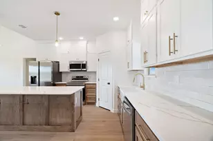 225 Private Road 33083, Sumner, TX 75486 - Photo 6