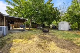 2519 Plaza St, Arlington, TX 76010 - Photo 14
